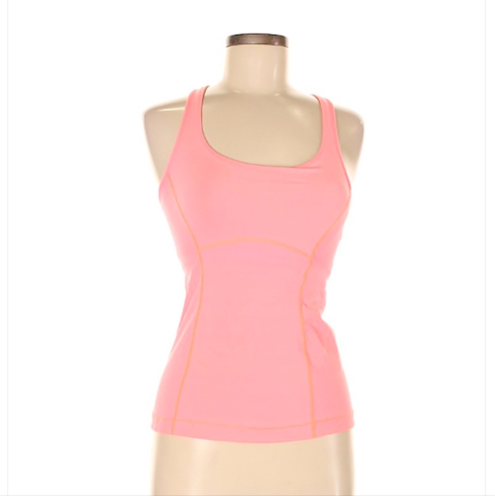 Lululemon racerback tank built in bra
